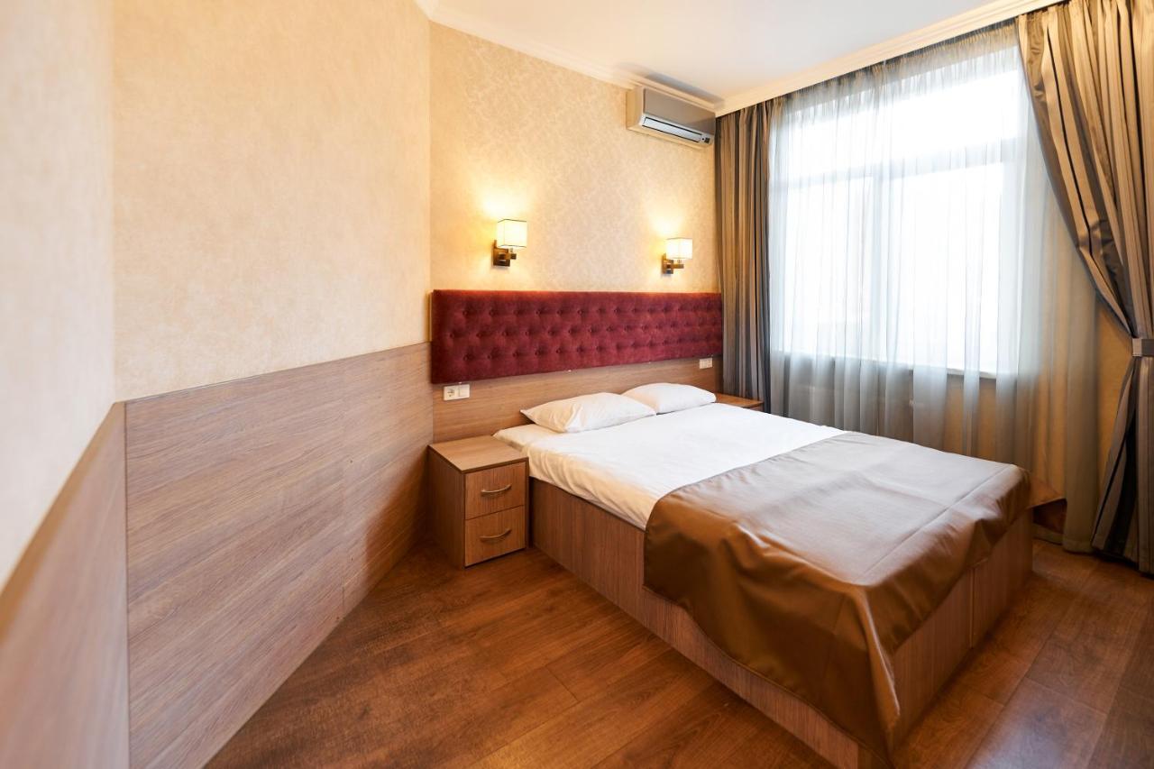 Hotel Classic Kyiv Exterior photo