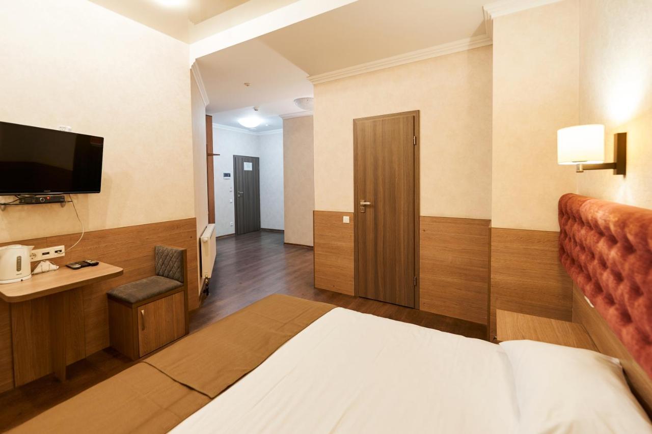 Hotel Classic Kyiv Exterior photo