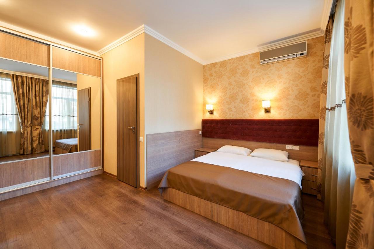 Hotel Classic Kyiv Exterior photo