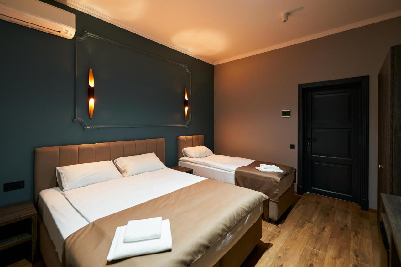 Hotel Classic Kyiv Exterior photo
