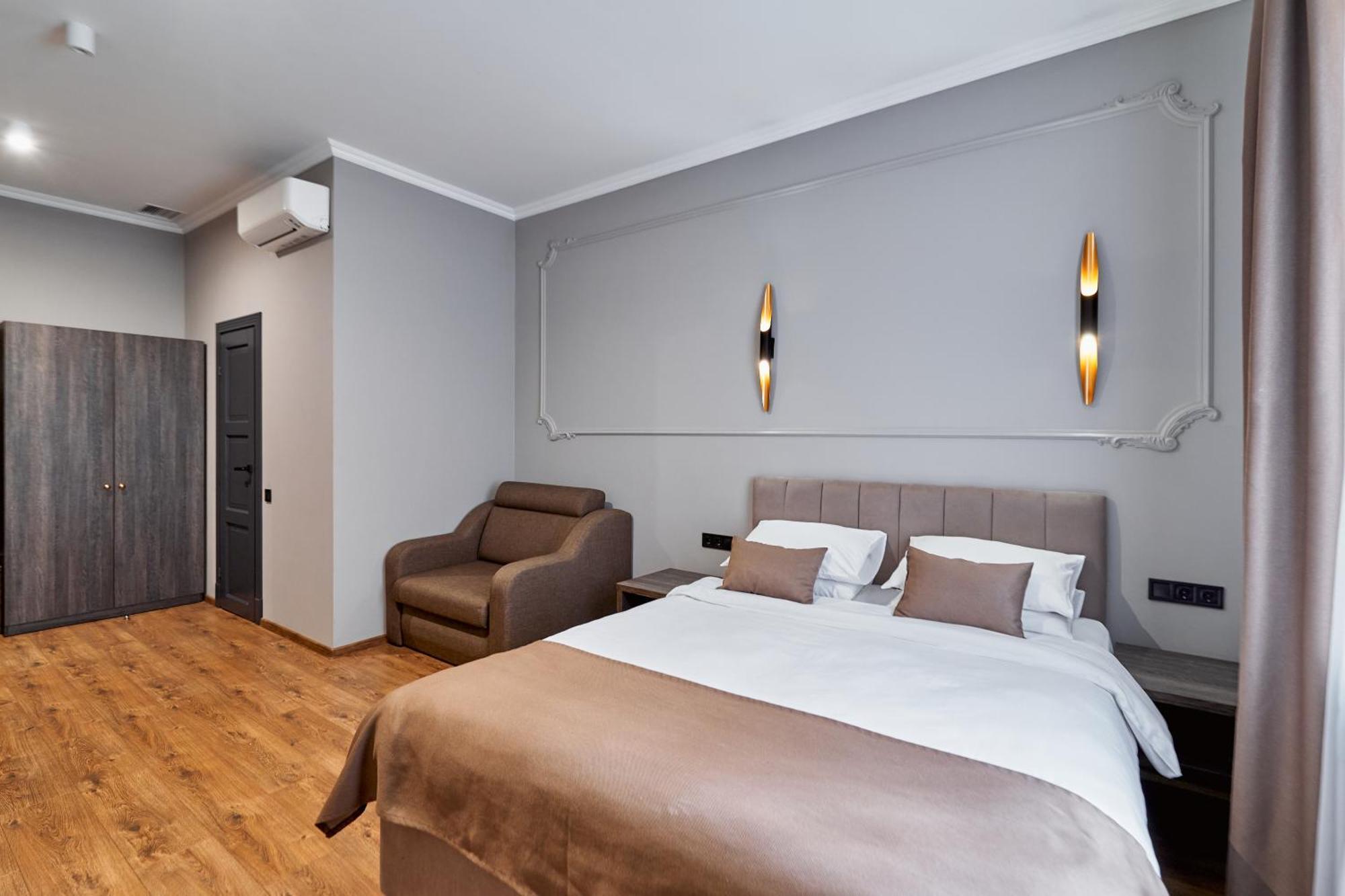 Hotel Classic Kyiv Exterior photo