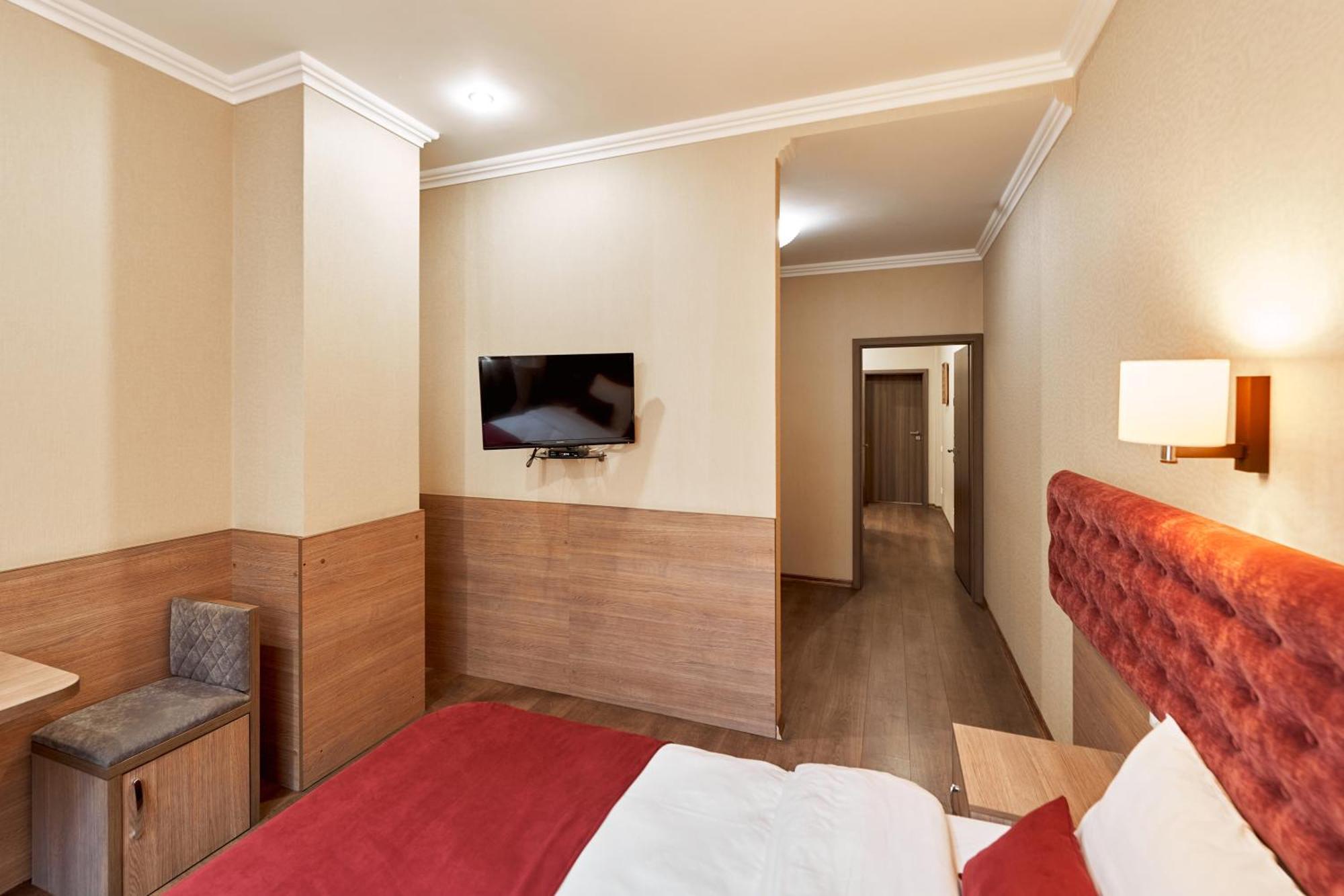 Hotel Classic Kyiv Exterior photo